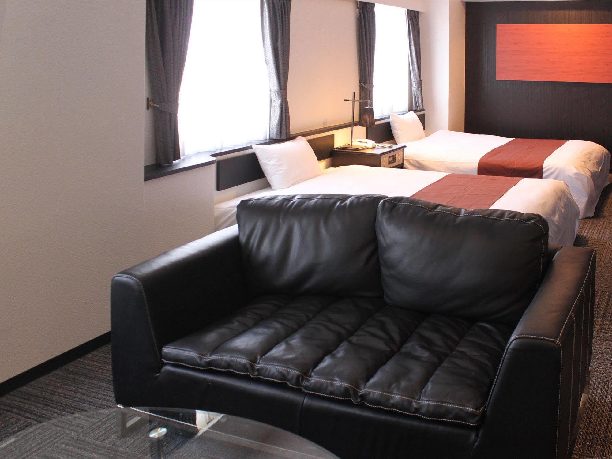 Hotel Livemax Budget Iyo Mishima Shikokuchuo Eksteriør bilde