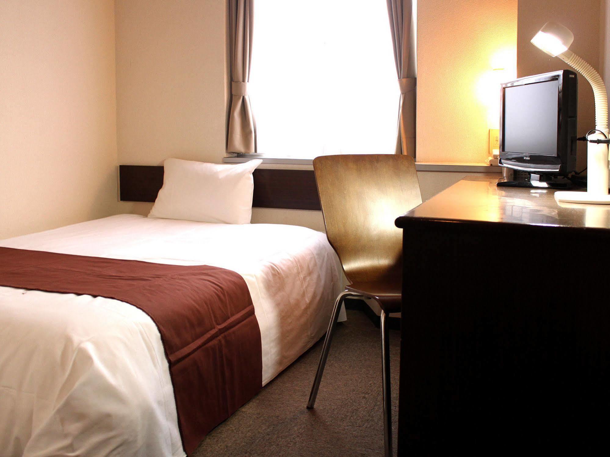Hotel Livemax Budget Iyo Mishima Shikokuchuo Eksteriør bilde